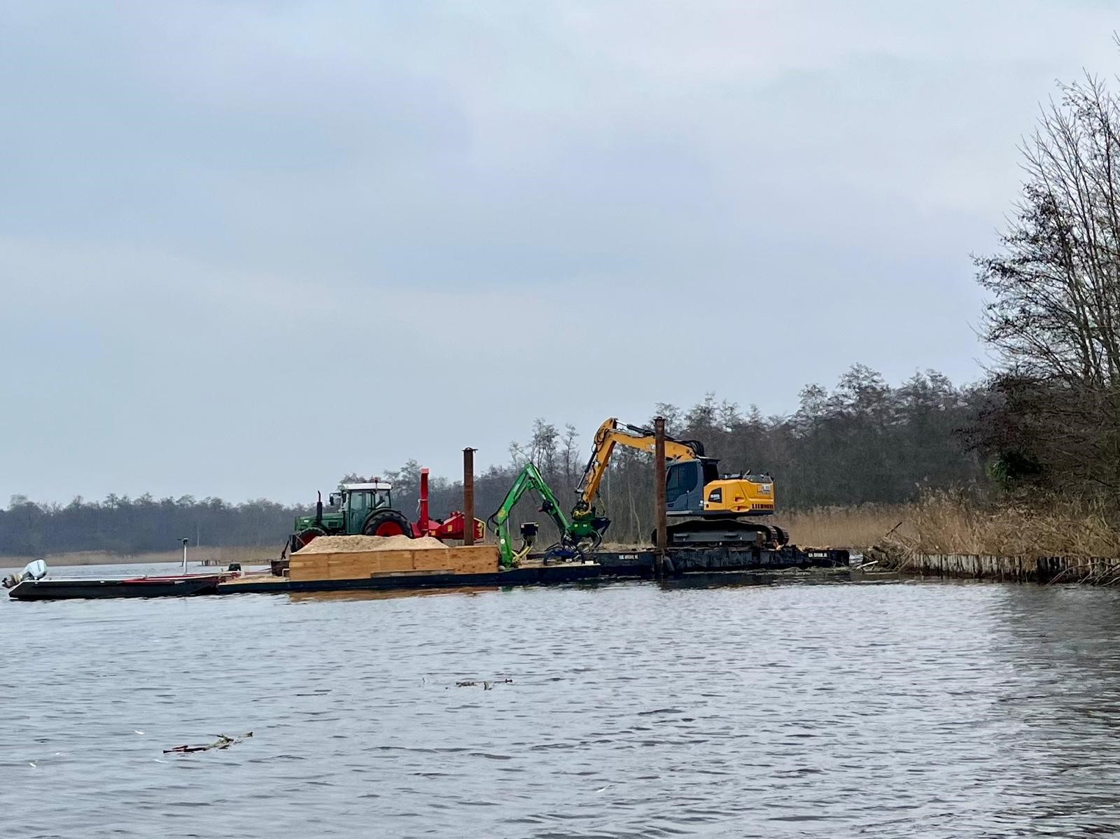 Werkzaamheden voor betere omstandigheden moerasvogels bij de Loosdrechtse PLassen